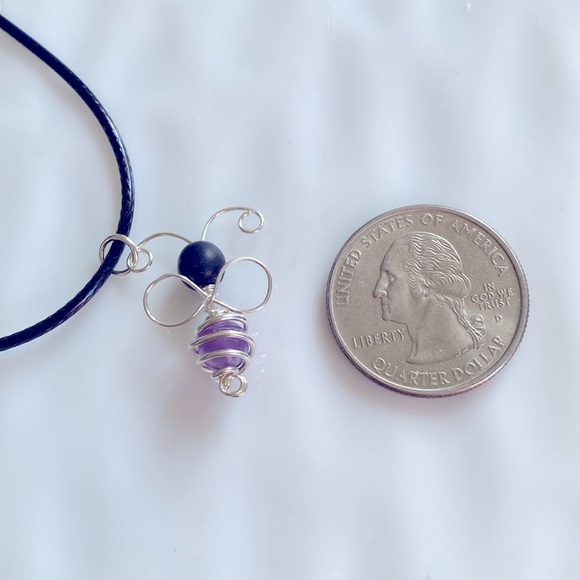 Sterling Silver and Amethyst Bee Pendant Necklace 17” long - Picture 5 of 7